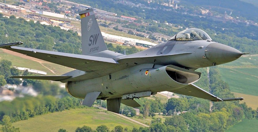 Истребитель ф 16