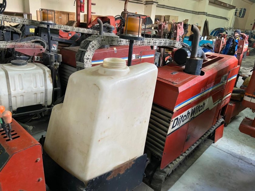 Ditch Witch 920