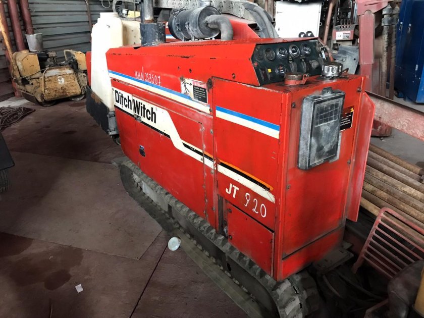Ditch Witch 920