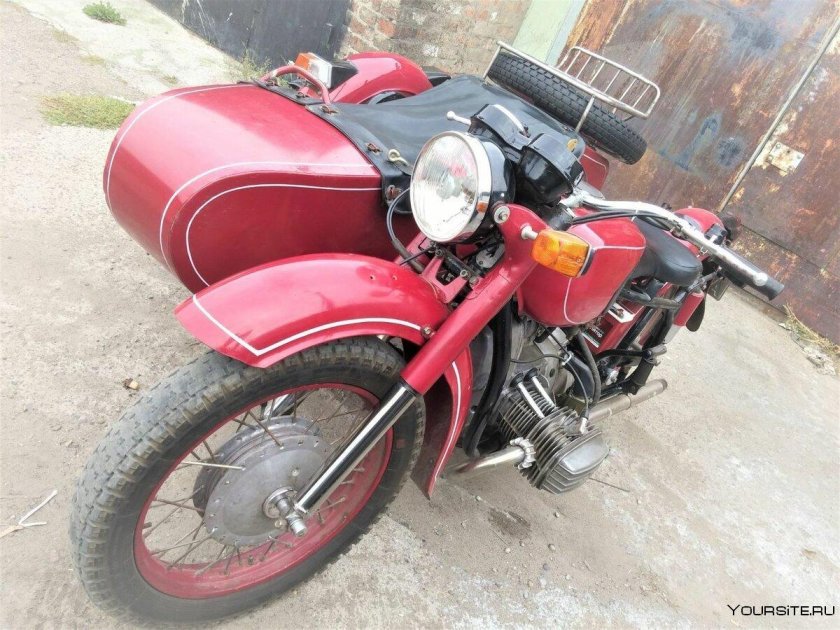 Мотоцикл Днепр МТ 10 красный