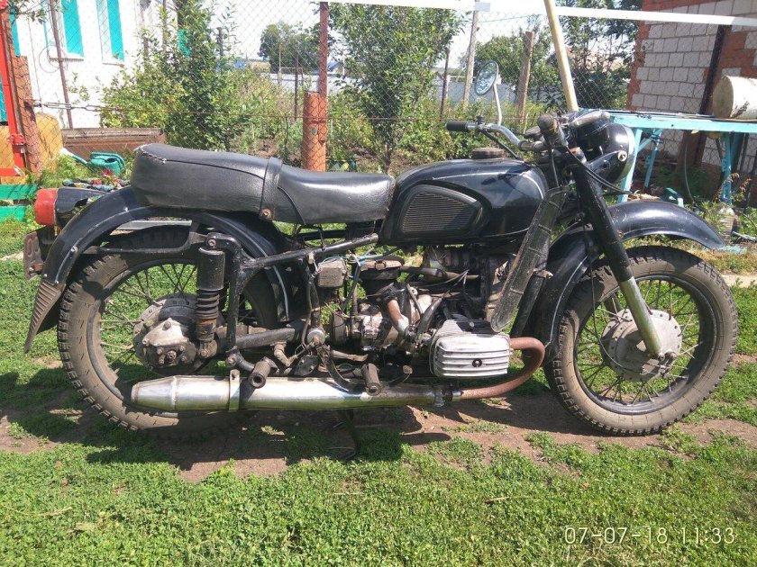 Днепр МТ 10 36 сзади