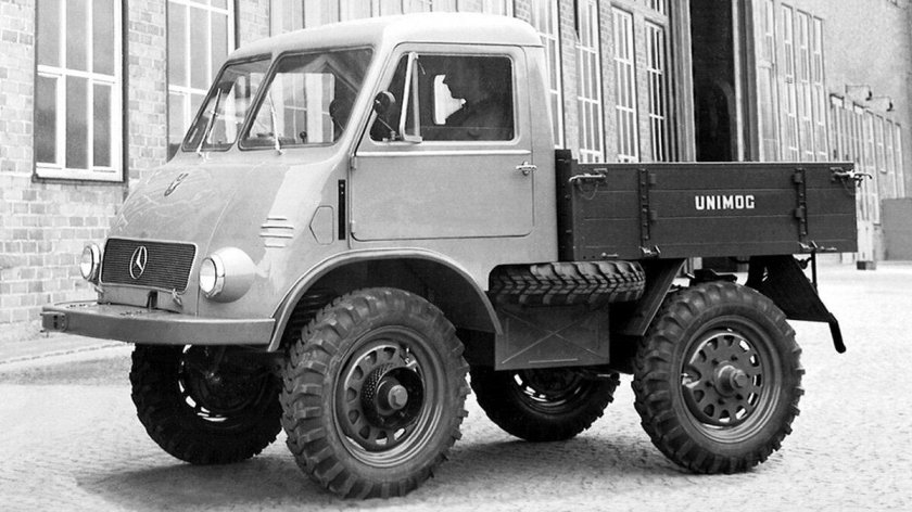Mercedes-Benz Unimog u25.