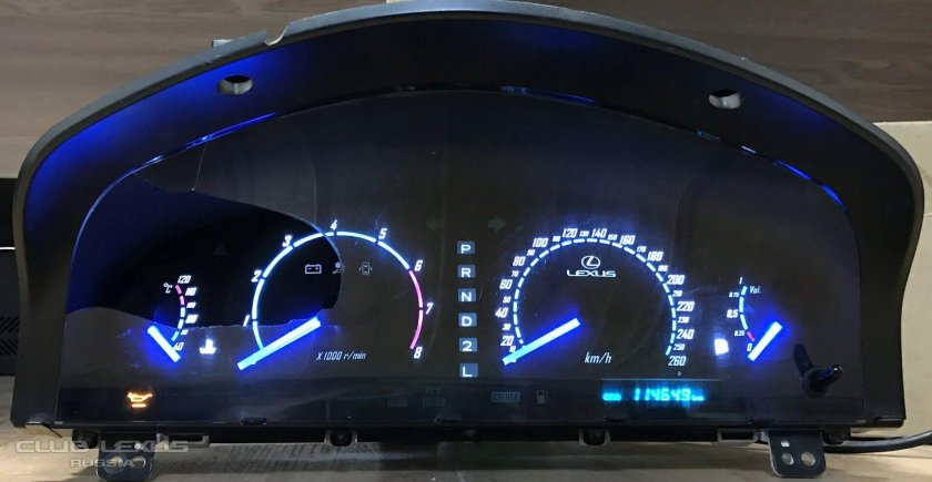 Lexus GS 300 приборка