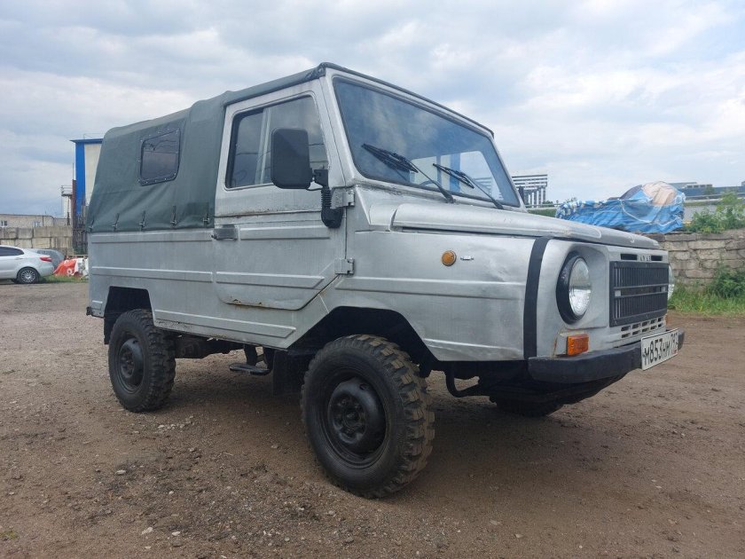 ЛУАЗ серый
