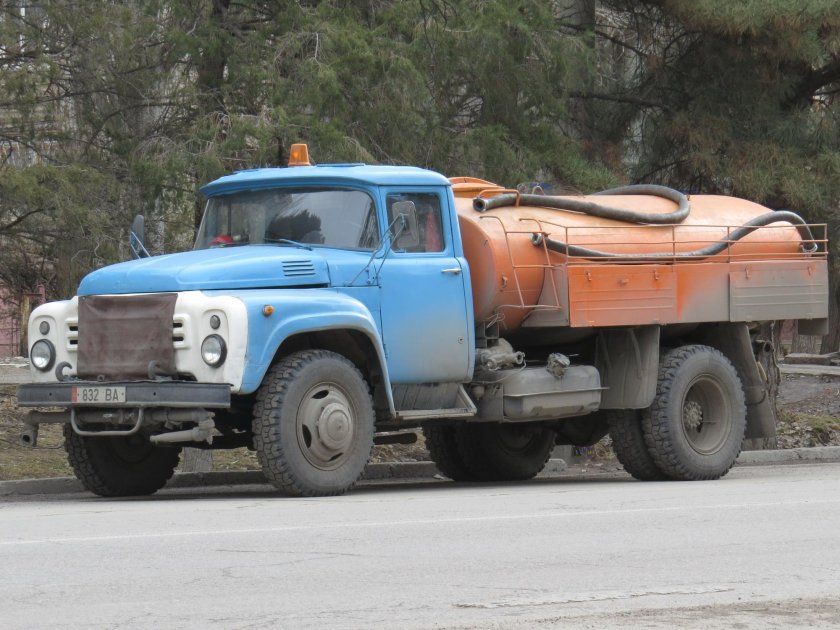 ЗИЛ-130 водовозка поливомоечная