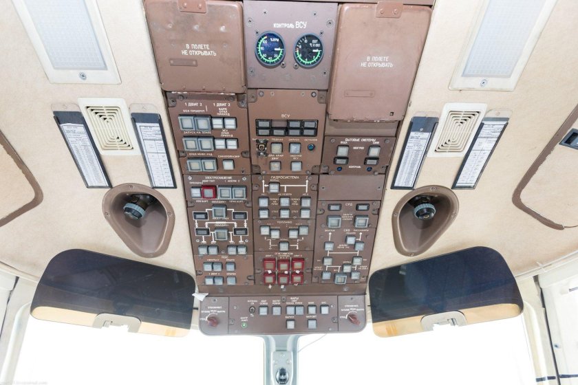 Ил-114 кабина