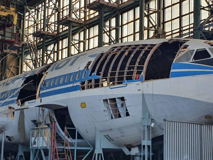 ОАК ил-96-400м