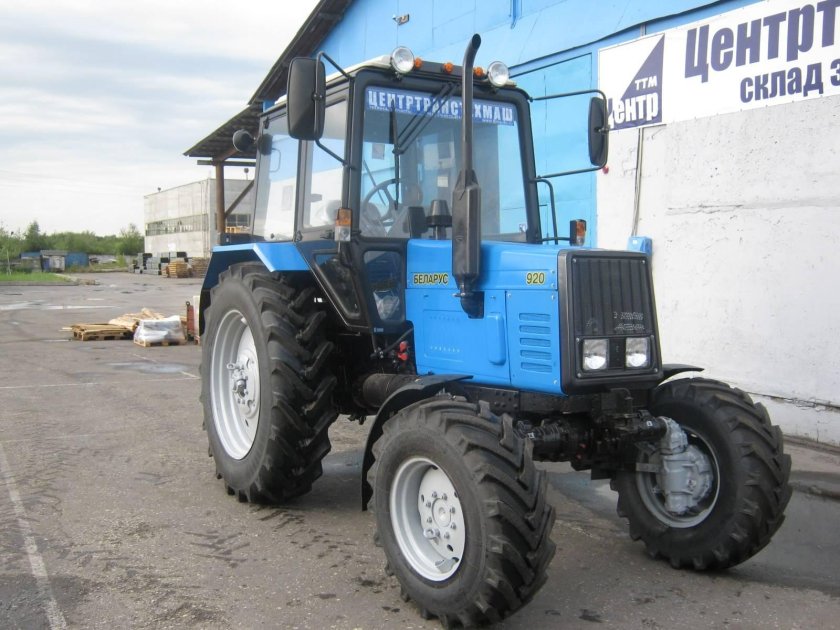 Трактор МТЗ 920 Беларус
