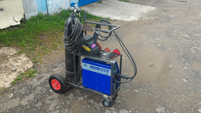 Тележка для полуавтомата Аура 205