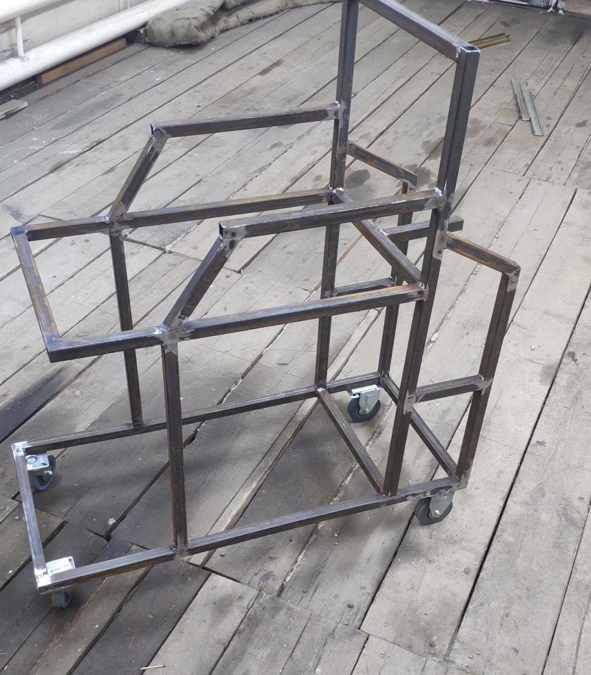 Тележка для сварочного аппарата ст-341.40