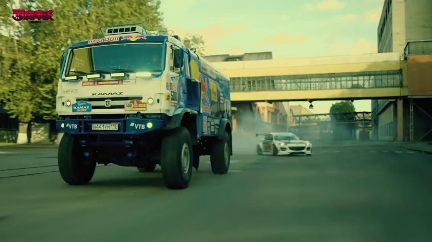 КАМАЗ дрифтит