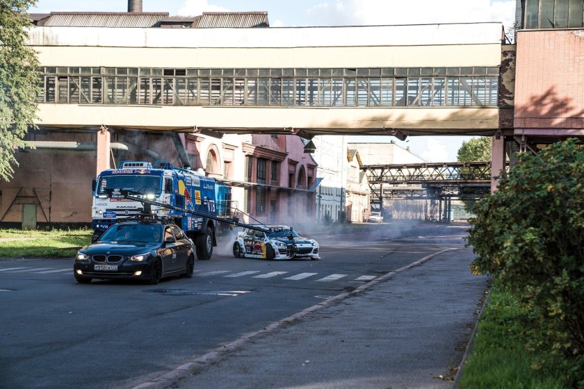 Парный дрифт на КАМАЗЕ