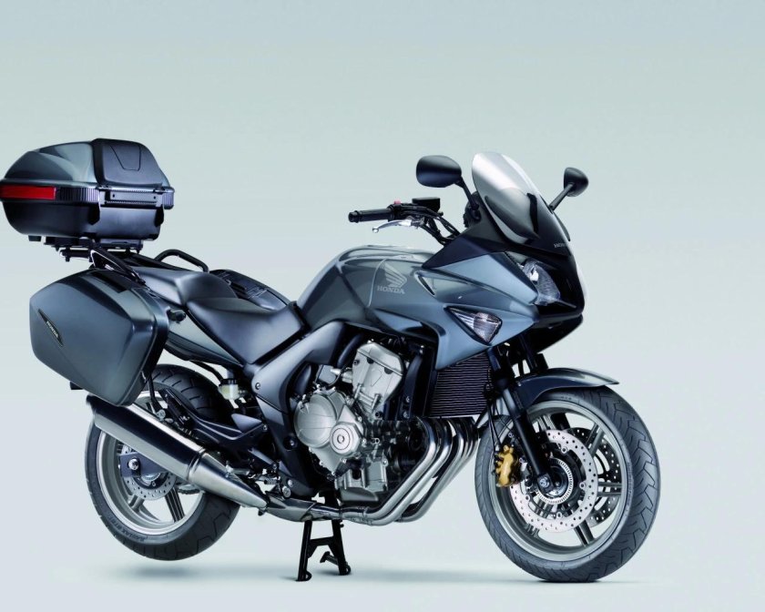 Мотоцикл Хонда CBF 600