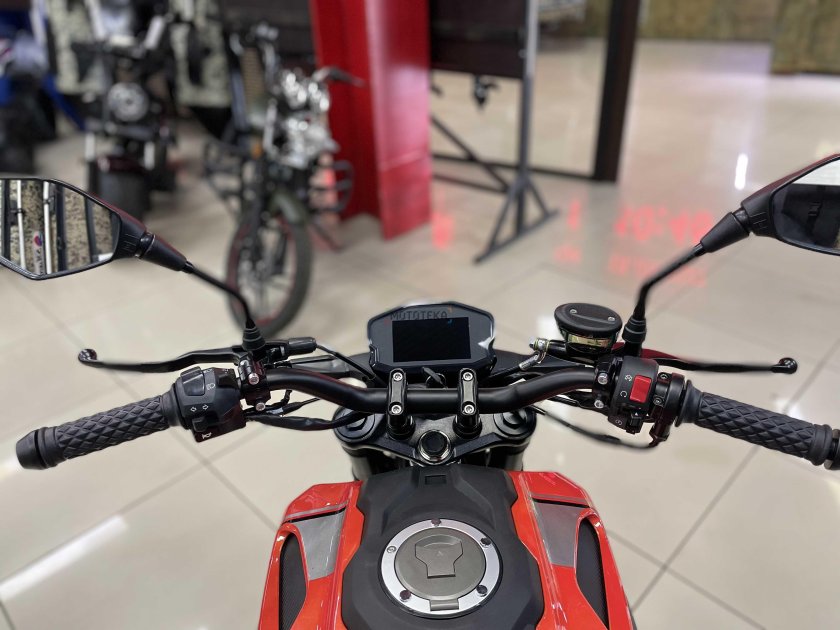 Мотоцикл Хиро 2022