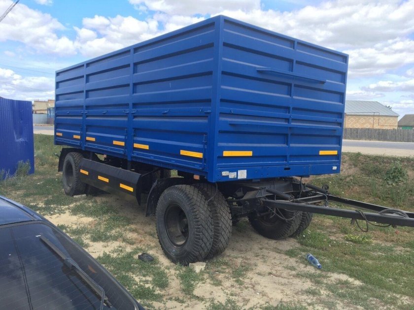Бортовой прицеп СЗАП-8357