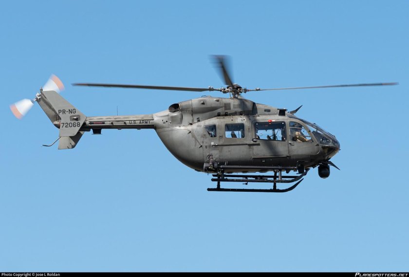 Сборная модель Revell uh-72a Lakota (04927) 1:32