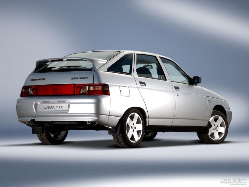 ВАЗ 2112 хэтчбек