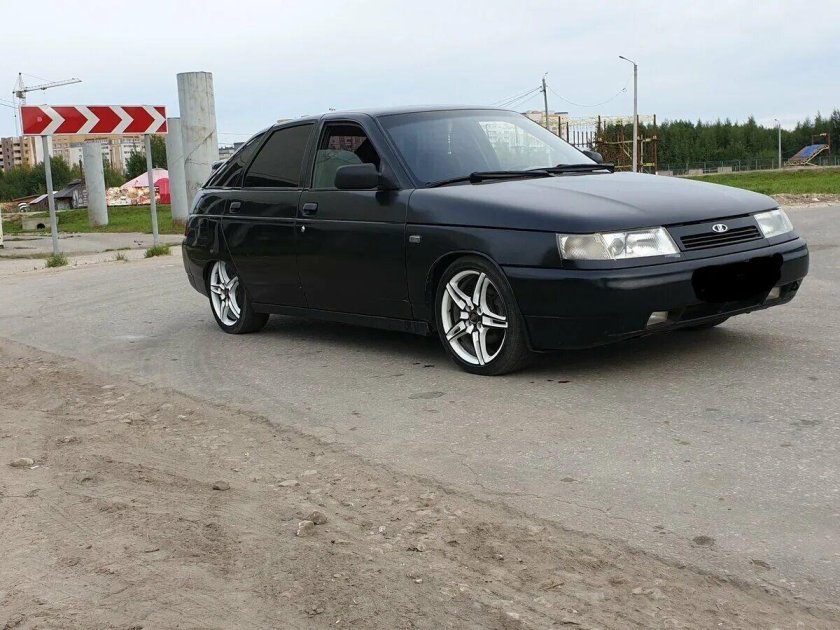 ВАЗ 2112 черная