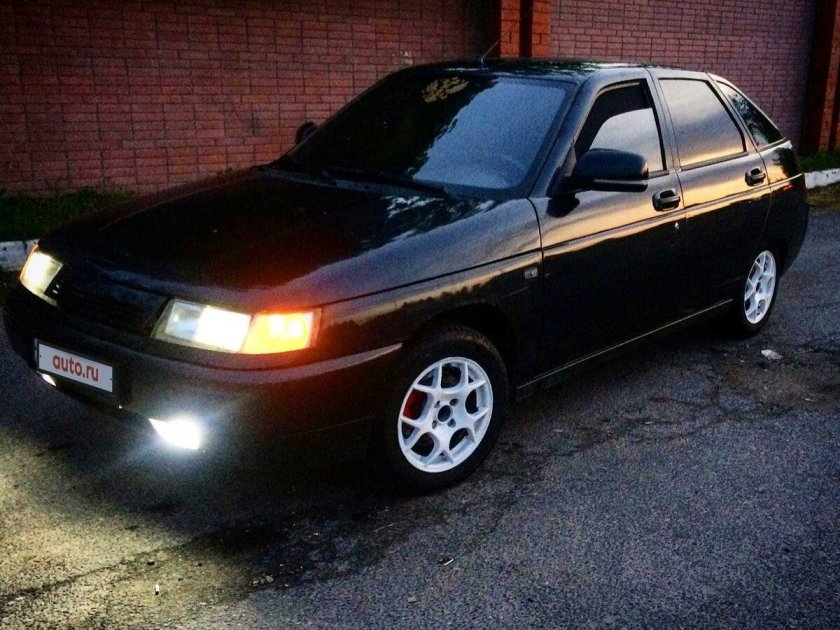 ВАЗ 2112 черная