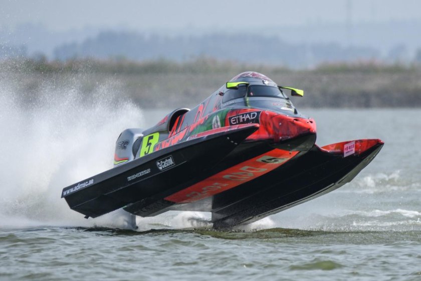 Лодка Powerboat