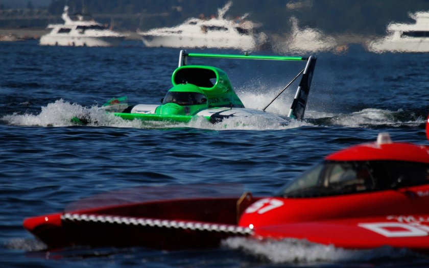 Катер Jet Boat