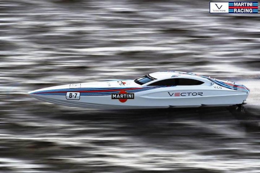 Скиф лодка гоночная