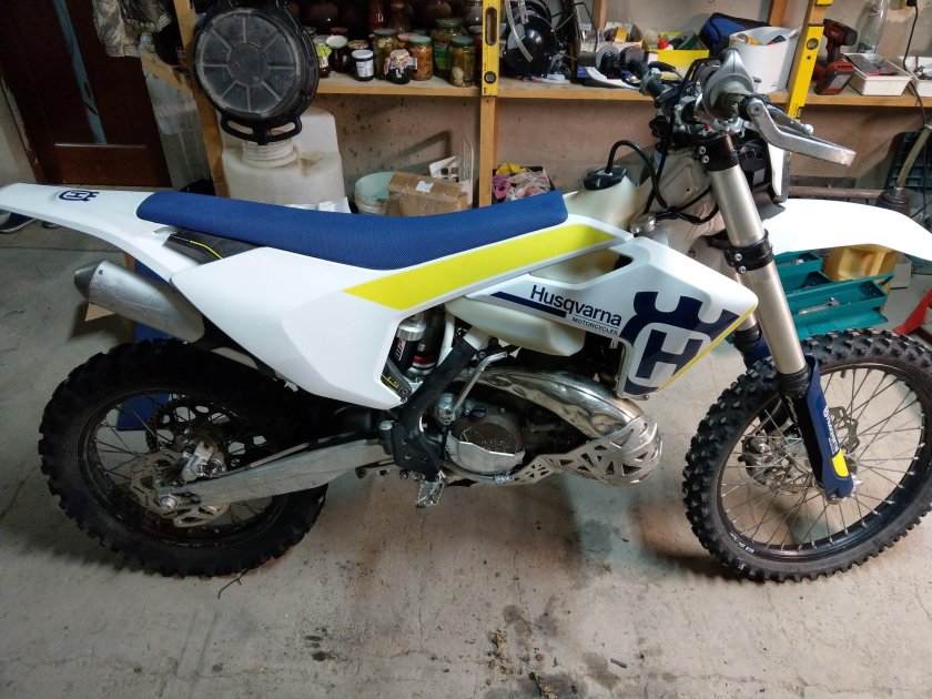 Мотоцикл Хускварна te 300