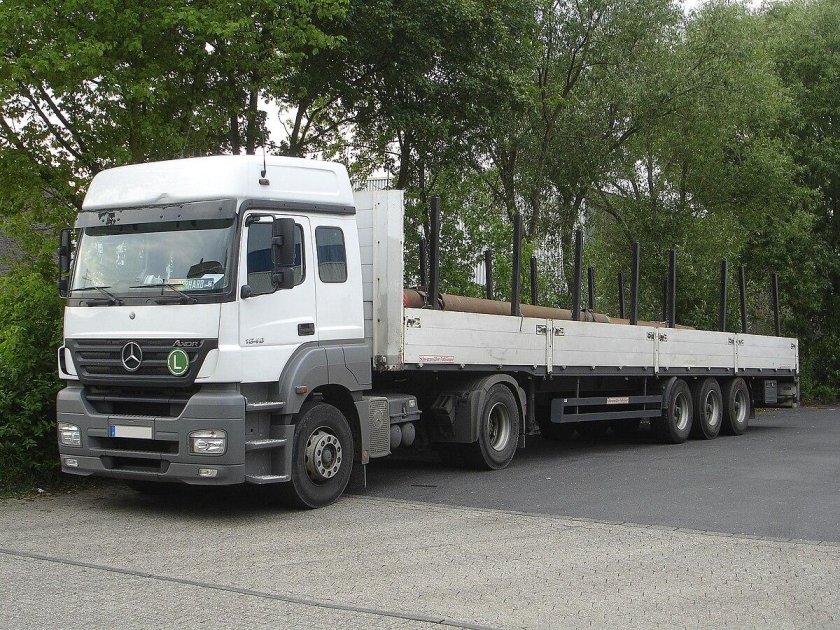 Длинномер Мерседес Аксор
