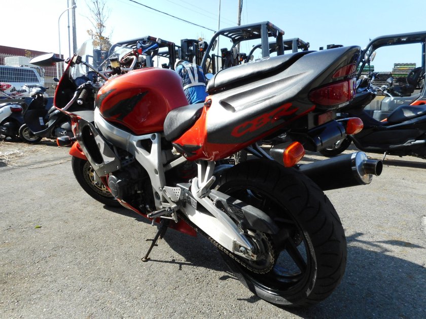 Хонда СБР 900 1999