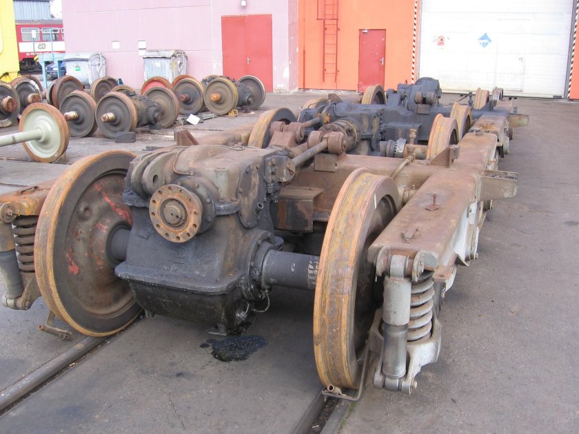 Осевой редуктор для колесной пары ТГМ4.35.10.011