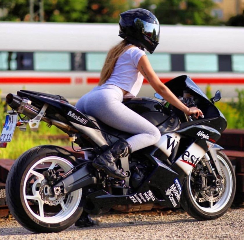 Сильвия МОТОГЕРЛ