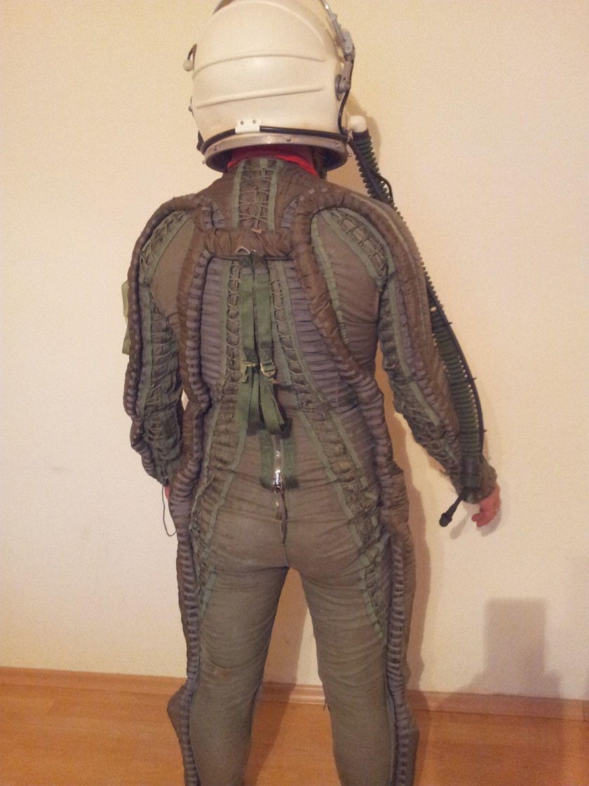 Высотный компенсирующий костюм ВКК-6м