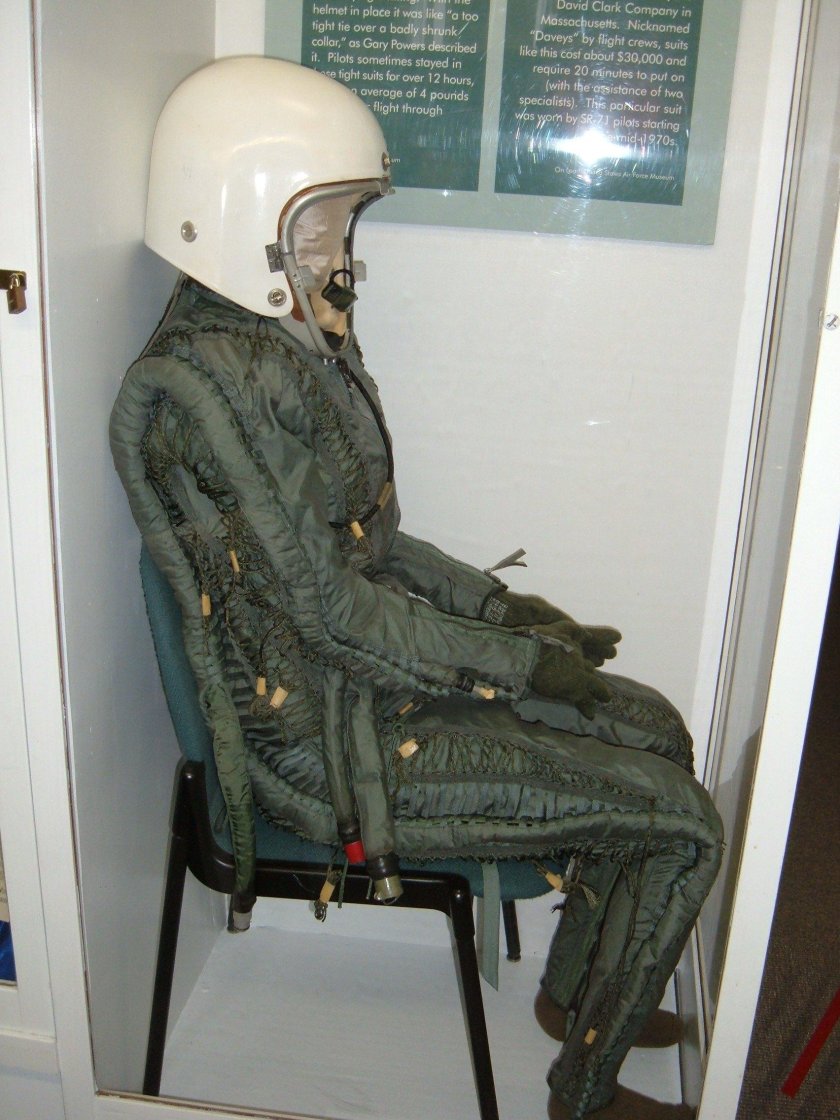 Высотный костюм пилота u-2