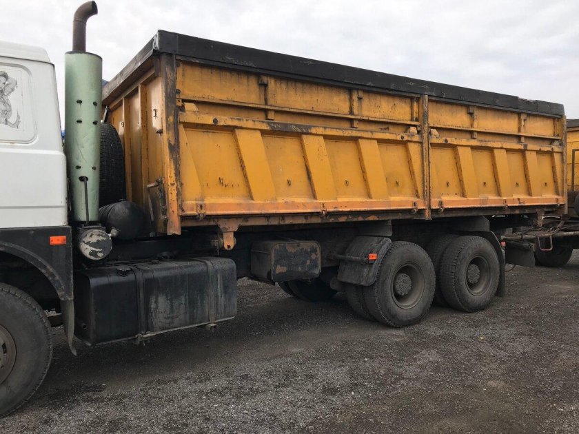 МАЗ 5516 зерновоз