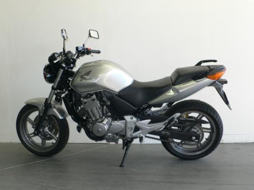 Honda CBF 500