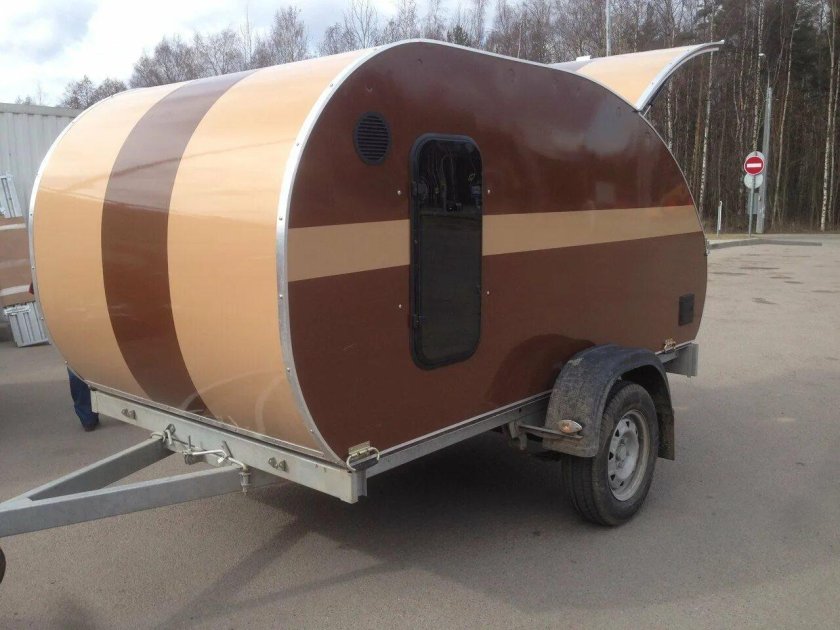 Прицеп Caravisio Caravan