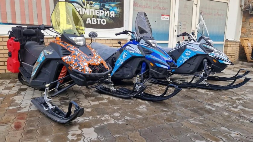 Стелс Капитан 150 бак