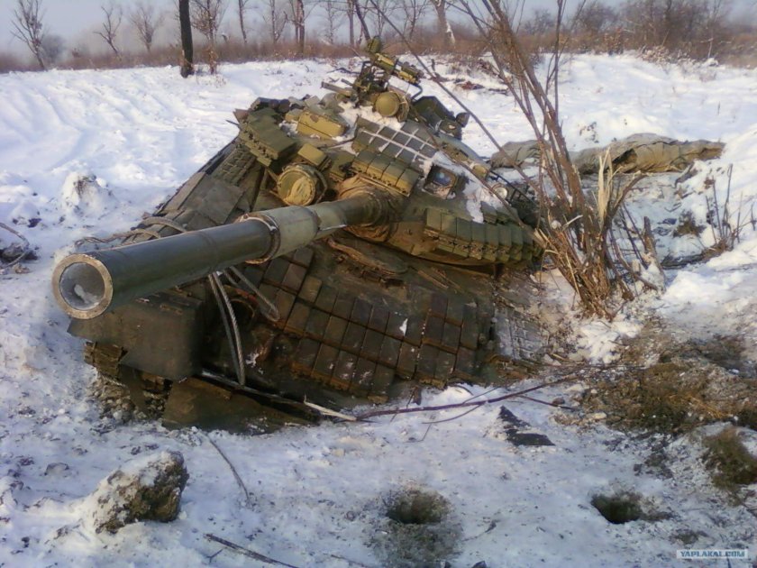 Танк т-72 грязный