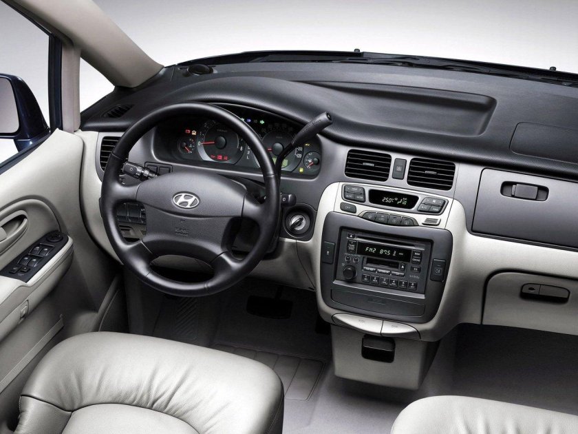 Hyundai Trajet, 2000 салон