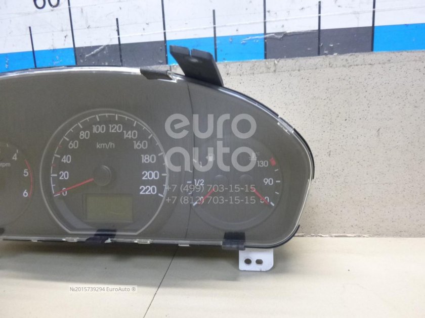 Датчики на приборной панели Hyundai Grand Starex Urban Exclusive