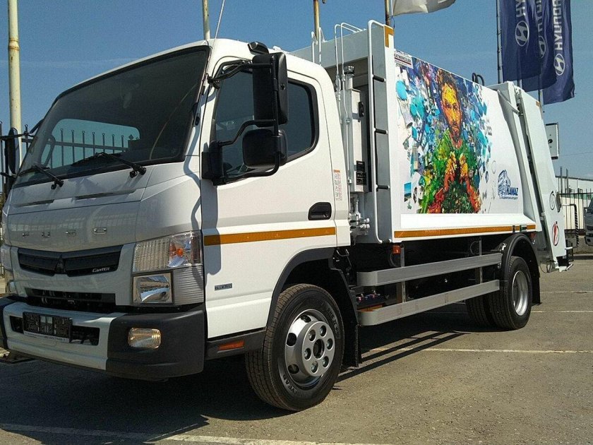 Мусоровоз Fuso Canter