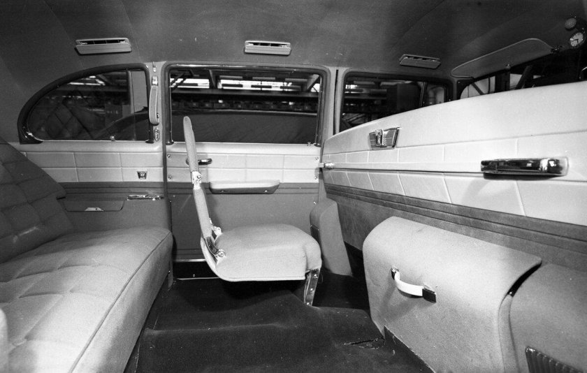 ЗИЛ-111г салон