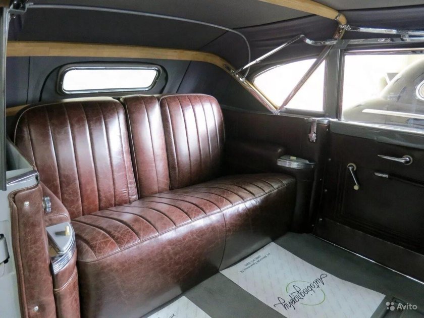 ЗИС 110 салон