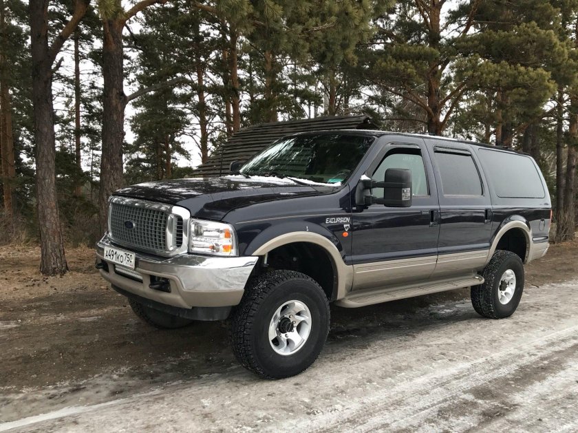 Ford Excursion 2005