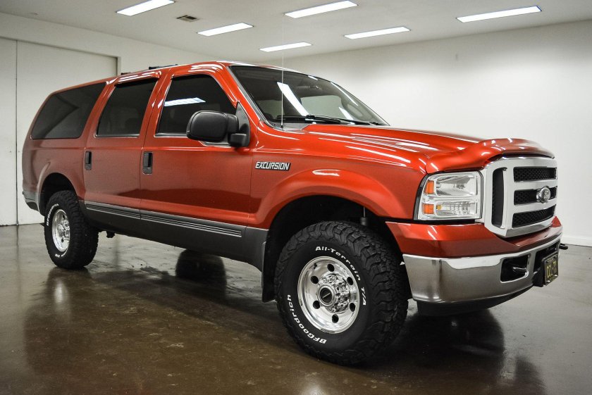 Форд Экскурсион 2005