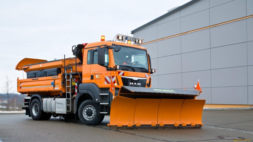 Ман ТГС снегоуборочная машина