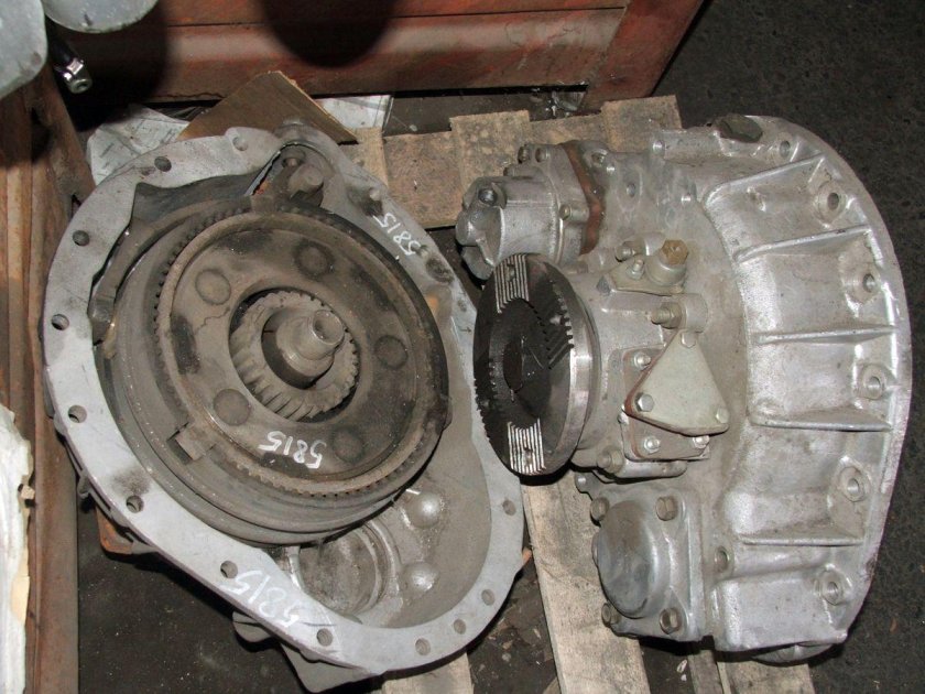 КПП ЯМЗ-239 С демультипликатором