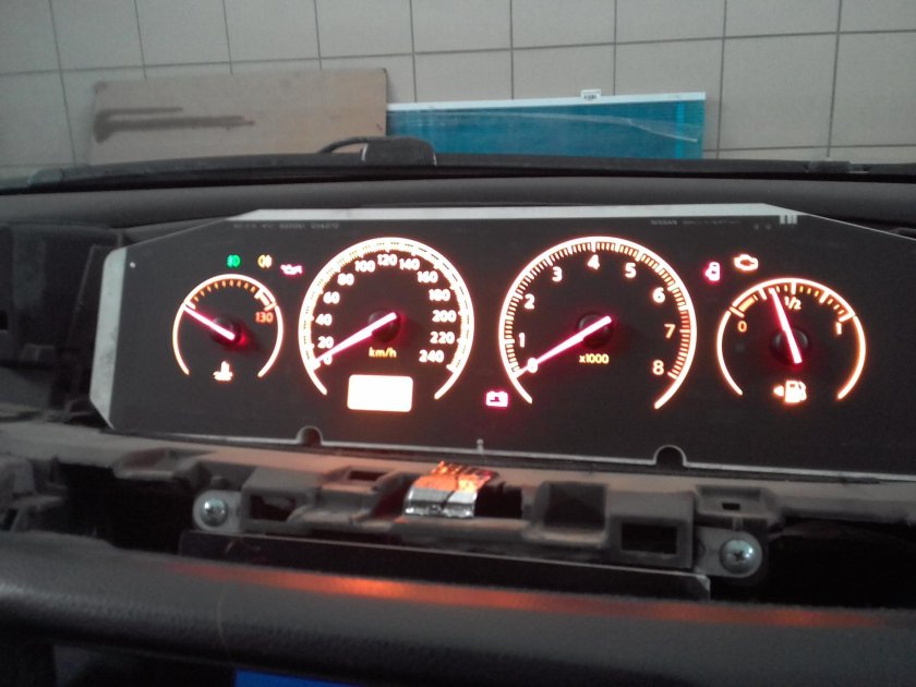 Панель приборов Nissan primera p12