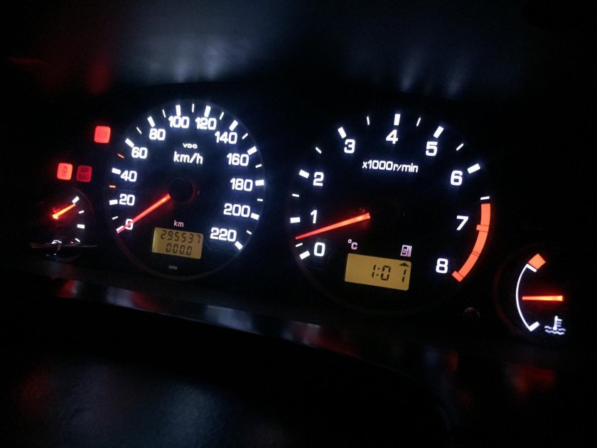 Приборная приборная панель Nissan primera