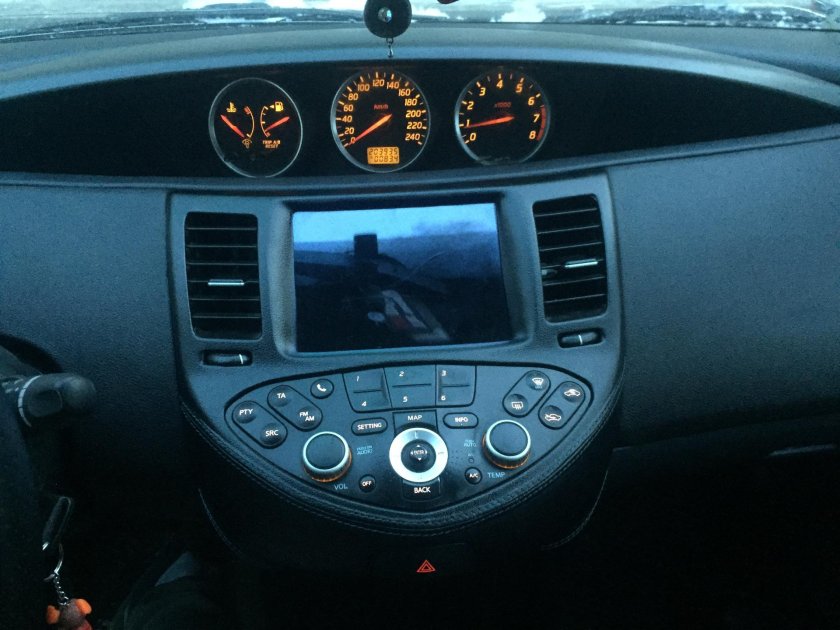 Панель Nissan primera p12